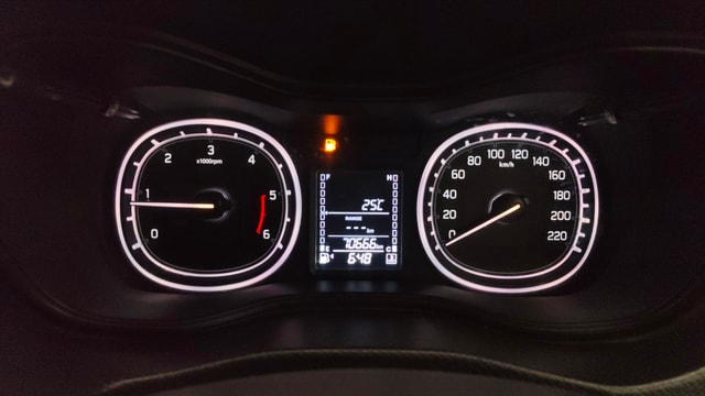 View Maruti Suzuki 1000 Image 36 Used Maruti Suzuki 1000 Image 36