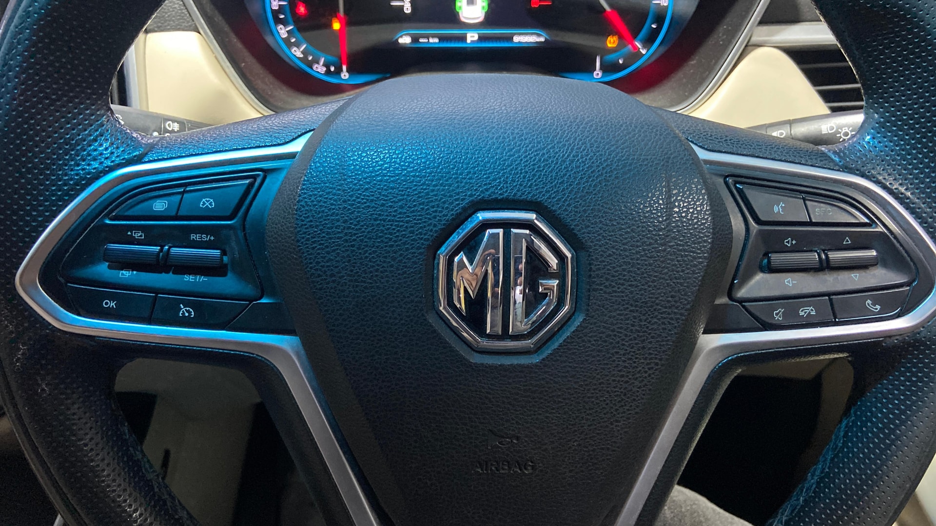 View 2021 MG Hector Sharp CVT Petrol Image 3 Used 2021 MG Hector Sharp CVT Petrol Image 3