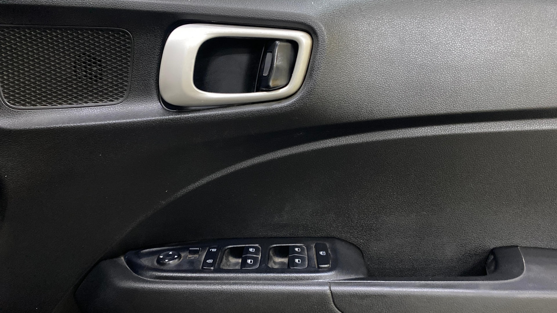 View 2020 Hyundai Venue S 1.2 Petrol Image 32 Used 2020 Hyundai Venue S 1.2 Petrol Image 32