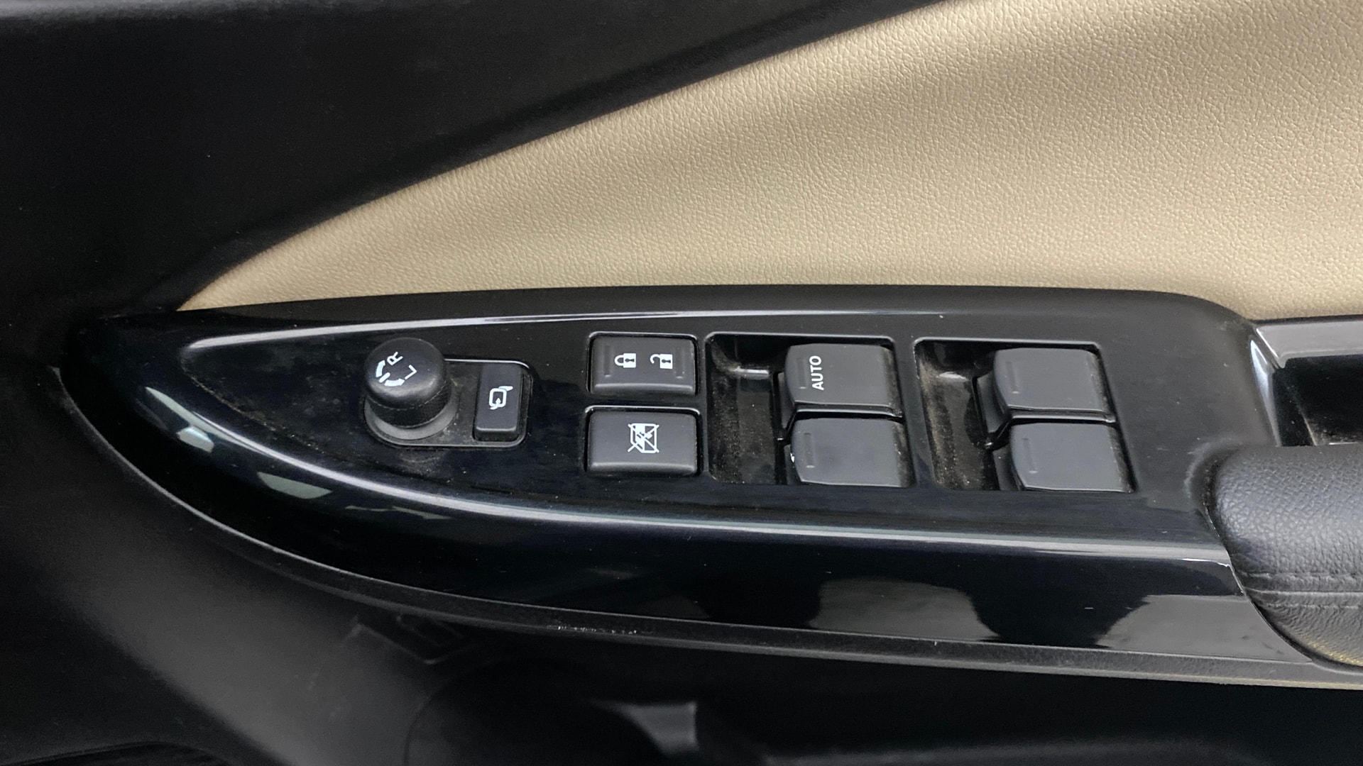 View 2023 Toyota Glanza V AMT Image 34 Used 2023 Toyota Glanza V AMT Image 34