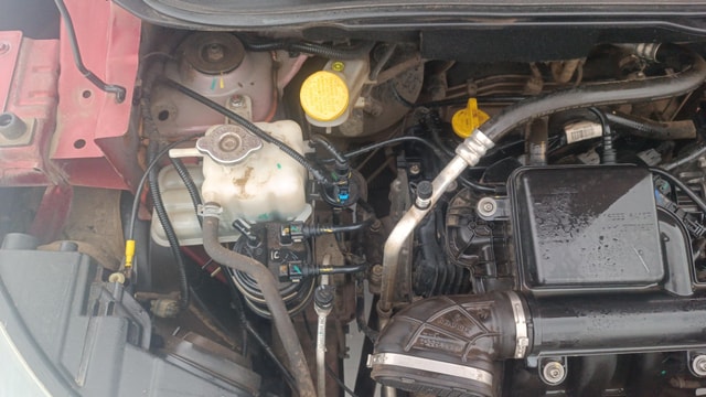 View Renault Triber Image 25 Used Renault Triber Image 25