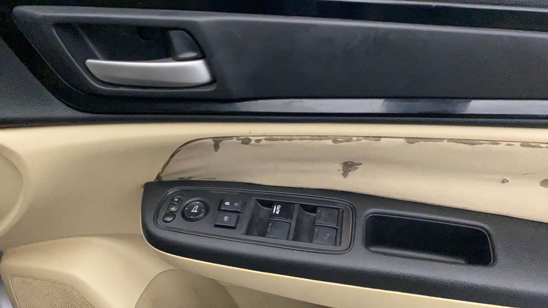 View 2018 Honda Amaze E MT Petrol BS IV Image 41 Used 2018 Honda Amaze E MT Petrol BS IV Image 41