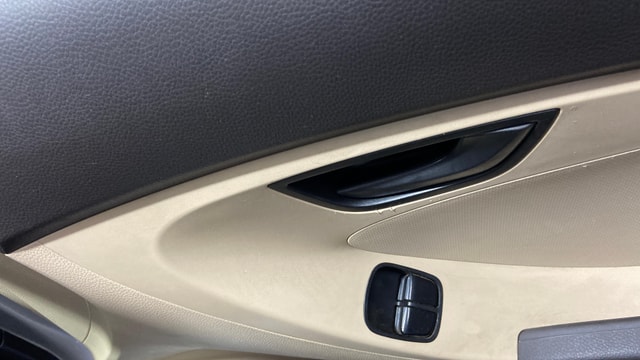 View Hyundai EON Image 32 Used Hyundai EON Image 32