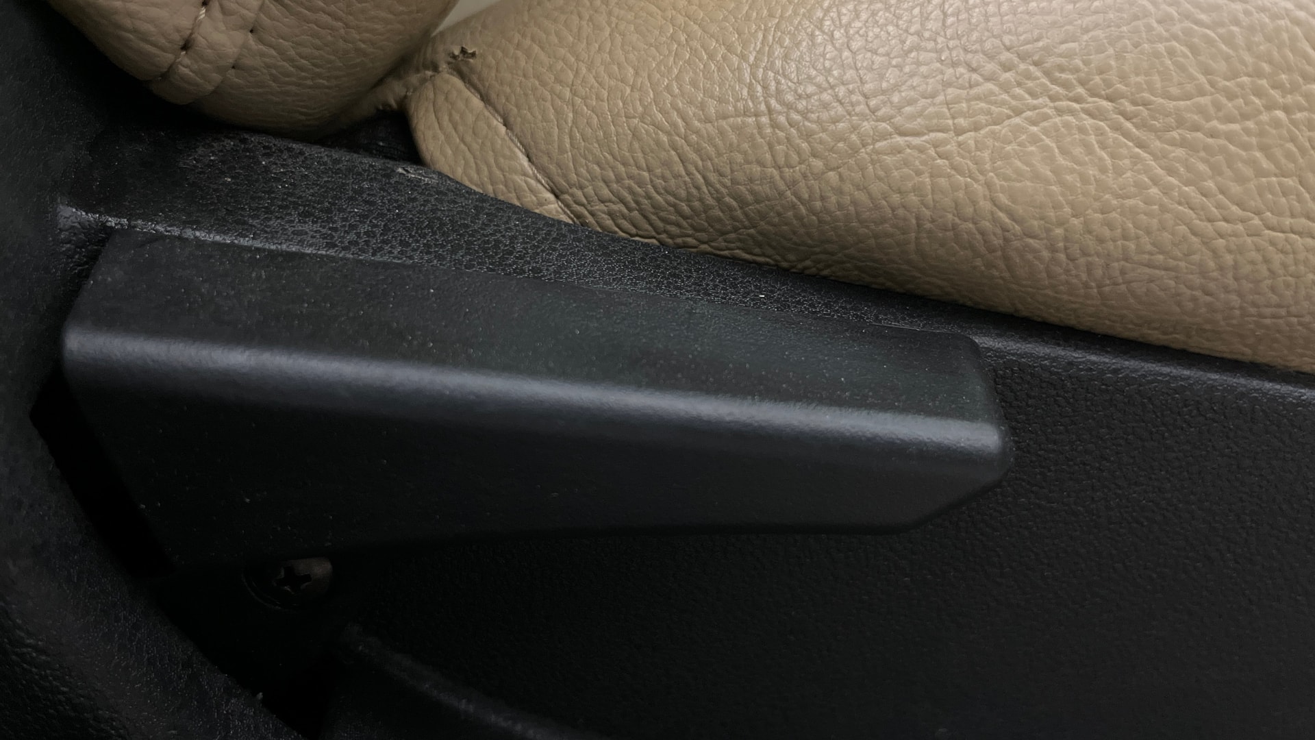 View 2019 Tata Nexon Revotron XM Image 18 Used 2019 Tata Nexon Revotron XM Image 18