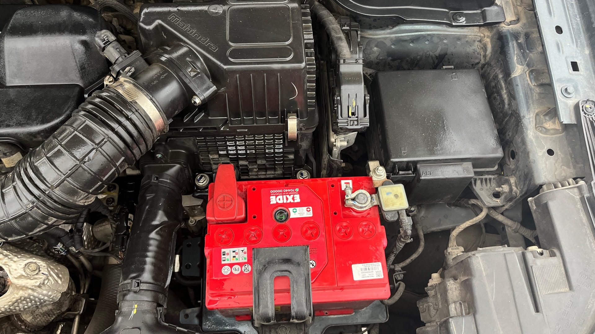 Used 2022 Mahindra XUV300 Used 2022 Mahindra XUV300
