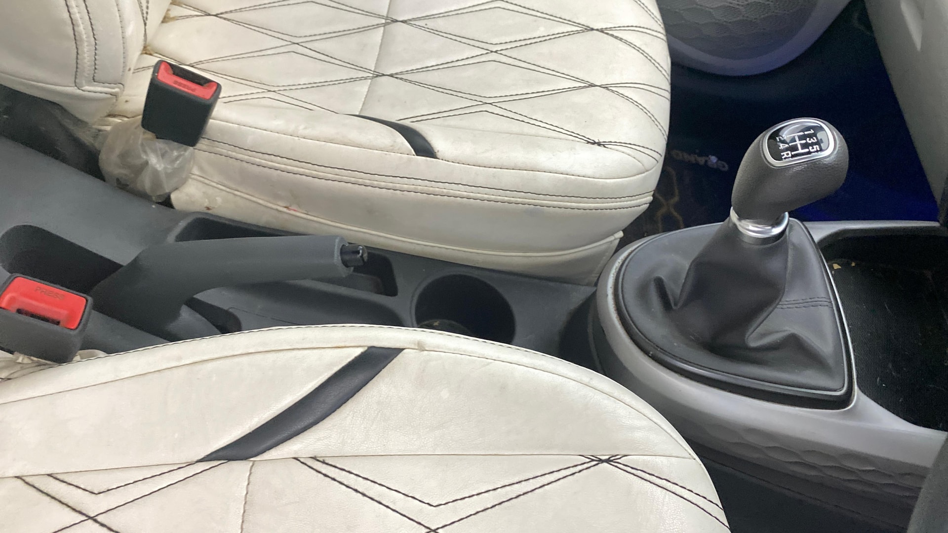 View 2023 Hyundai Grand i10 Nios Sportz Petrol Image 40 Used 2023 Hyundai Grand i10 Nios Sportz Petrol Image 40