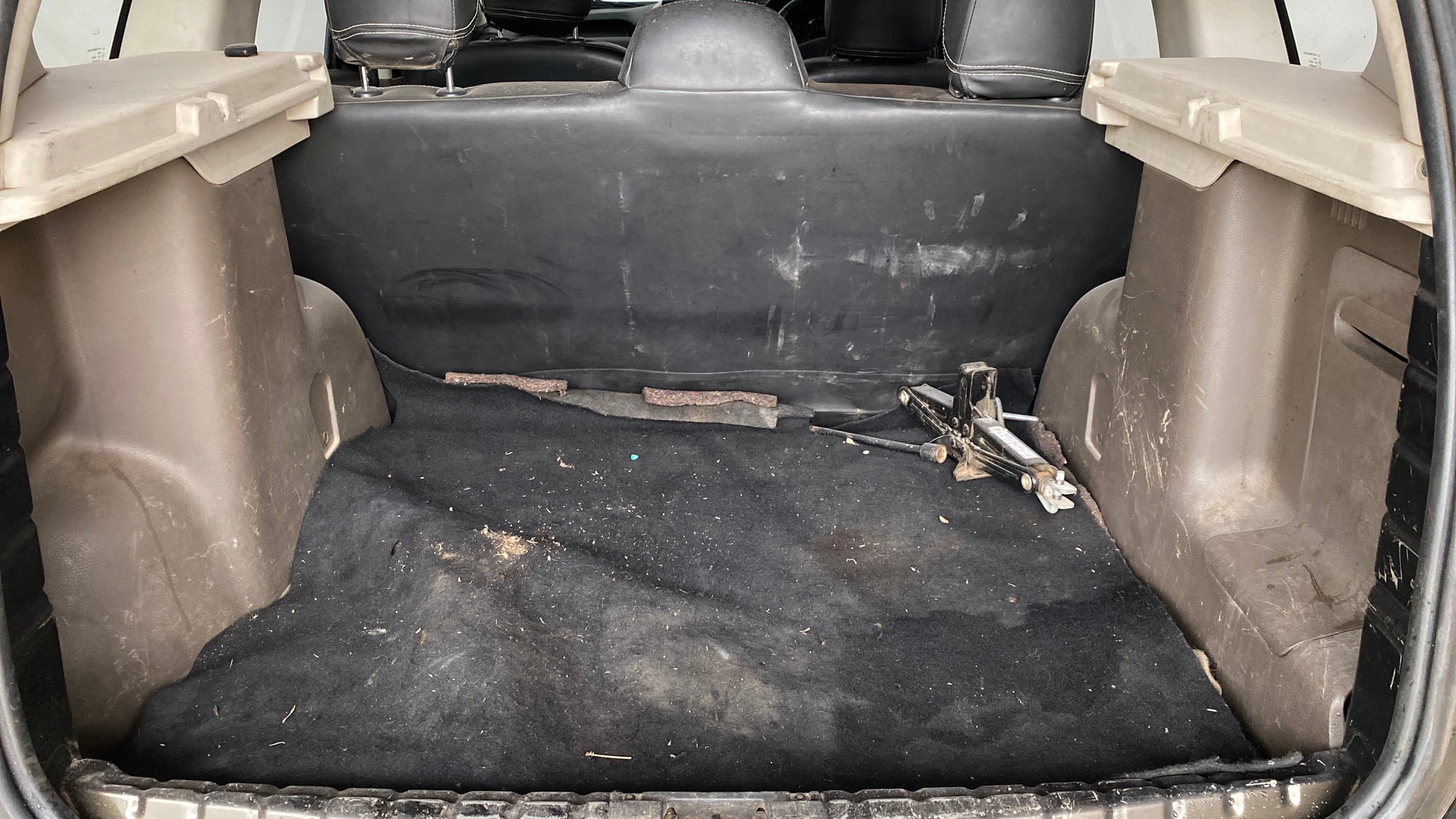 View 2017 Renault Duster Diesel 85PS 4x2 MT Image 6 Used 2017 Renault Duster Diesel 85PS 4x2 MT Image 6
