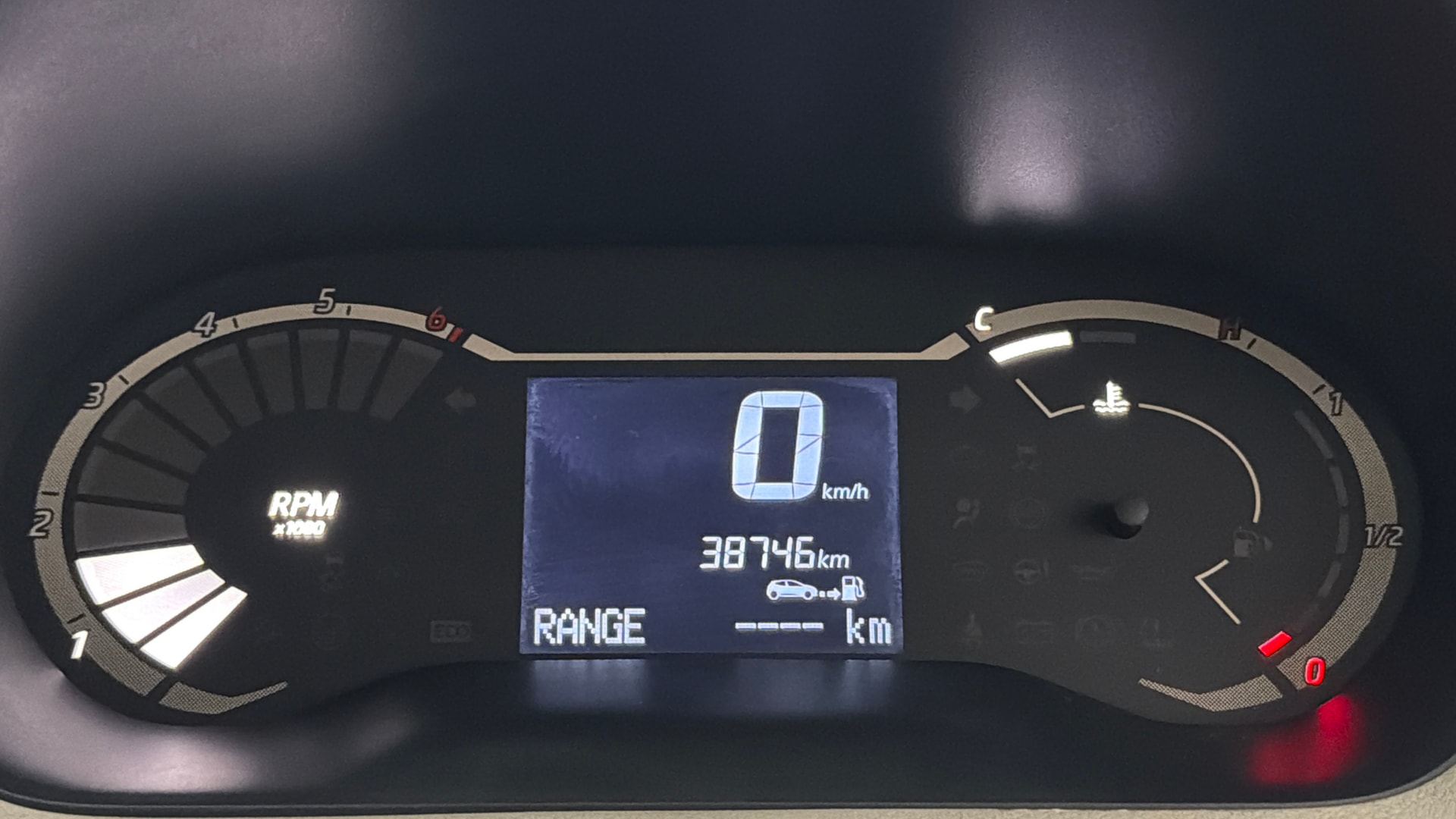 View 2023 Nissan Magnite XE Image 34 Used 2023 Nissan Magnite XE Image 34