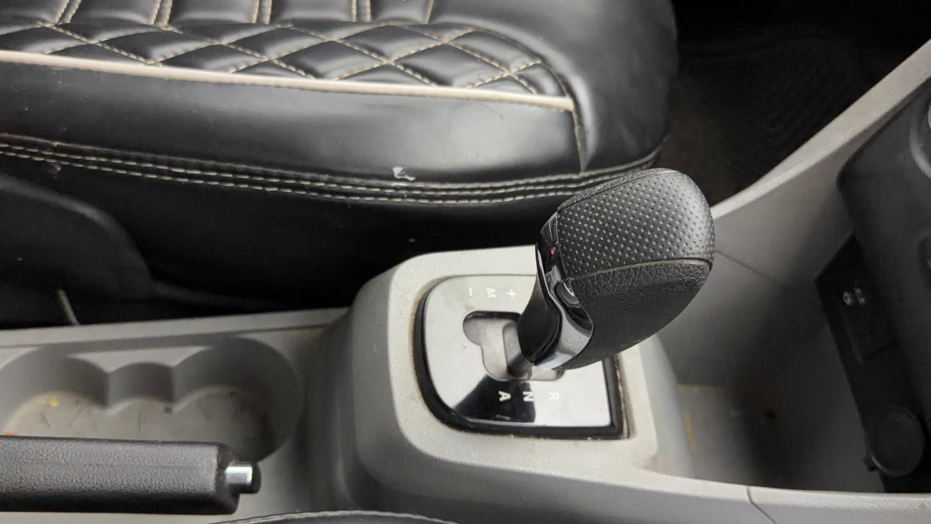 View 2023 Tata Tiago Revotorq XB Image 37 Used 2023 Tata Tiago Revotorq XB Image 37