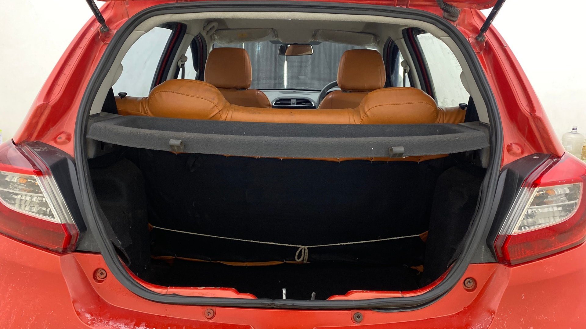 View 2020 Tata Tiago Revotorq XB Image 10 Used 2020 Tata Tiago Revotorq XB Image 10