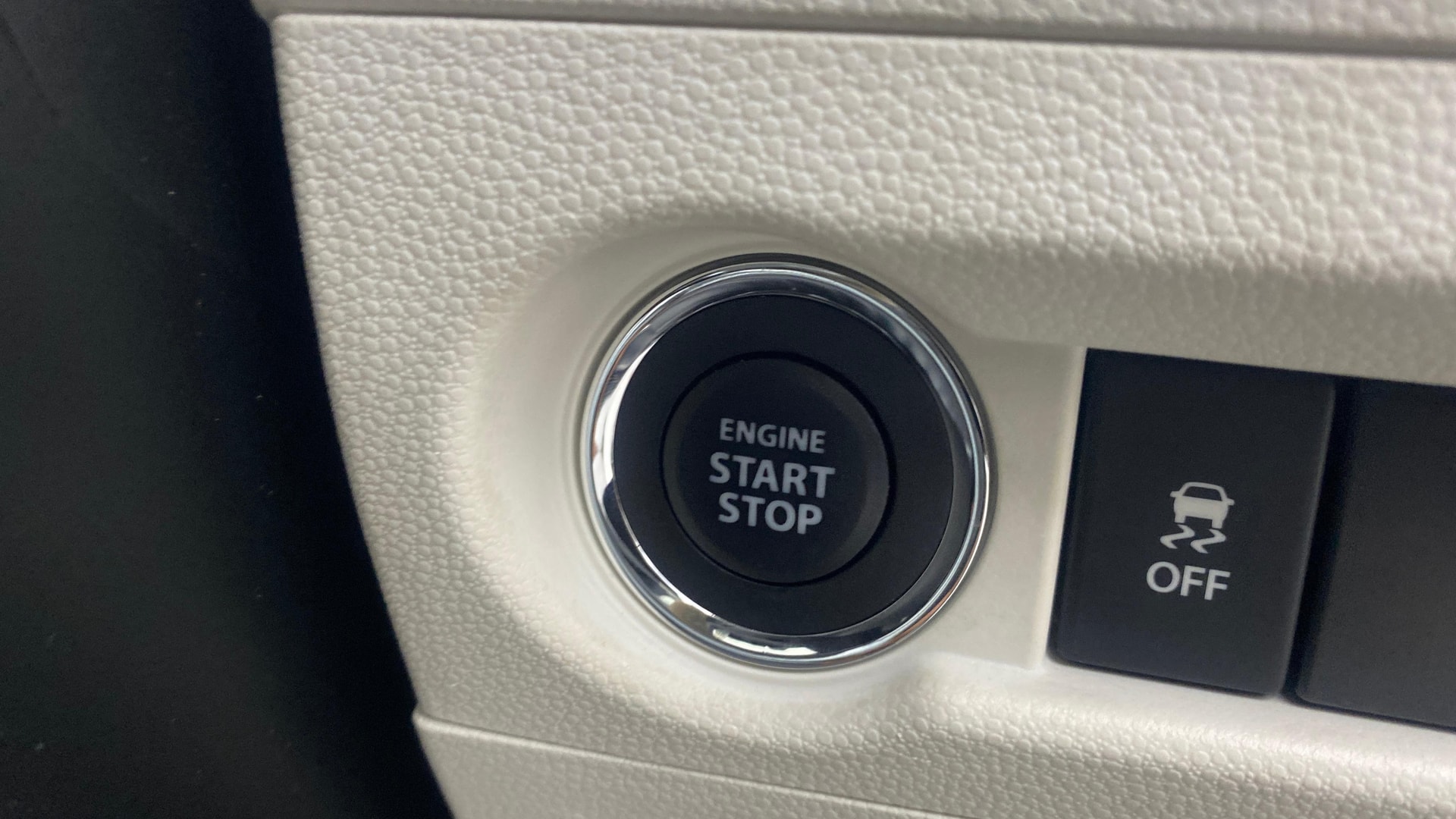 View 2025 Maruti Suzuki 1000 Base Variant Image 34 Used 2025 Maruti Suzuki 1000 Base Variant Image 34