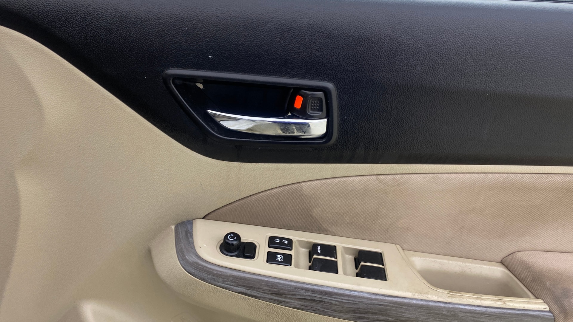 View 2022 Maruti Suzuki 1000 Base Variant Image 32 Used 2022 Maruti Suzuki 1000 Base Variant Image 32