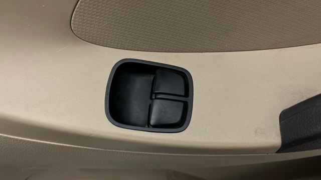 View Hyundai EON Image 37 Used Hyundai EON Image 37