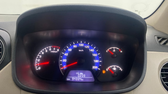View Hyundai Xcent Image 34 Used Hyundai Xcent Image 34