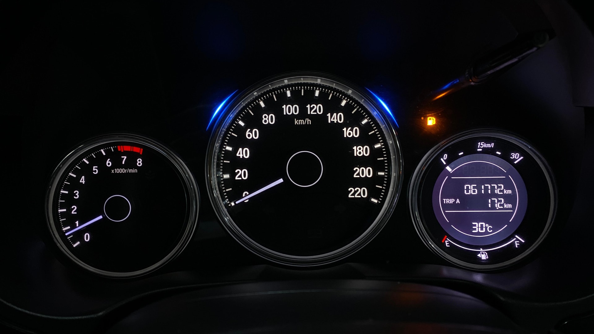 View 2022 Honda City ZX MT Diesel Anniversary Edition Image 21 Used 2022 Honda City ZX MT Diesel Anniversary Edition Image 21