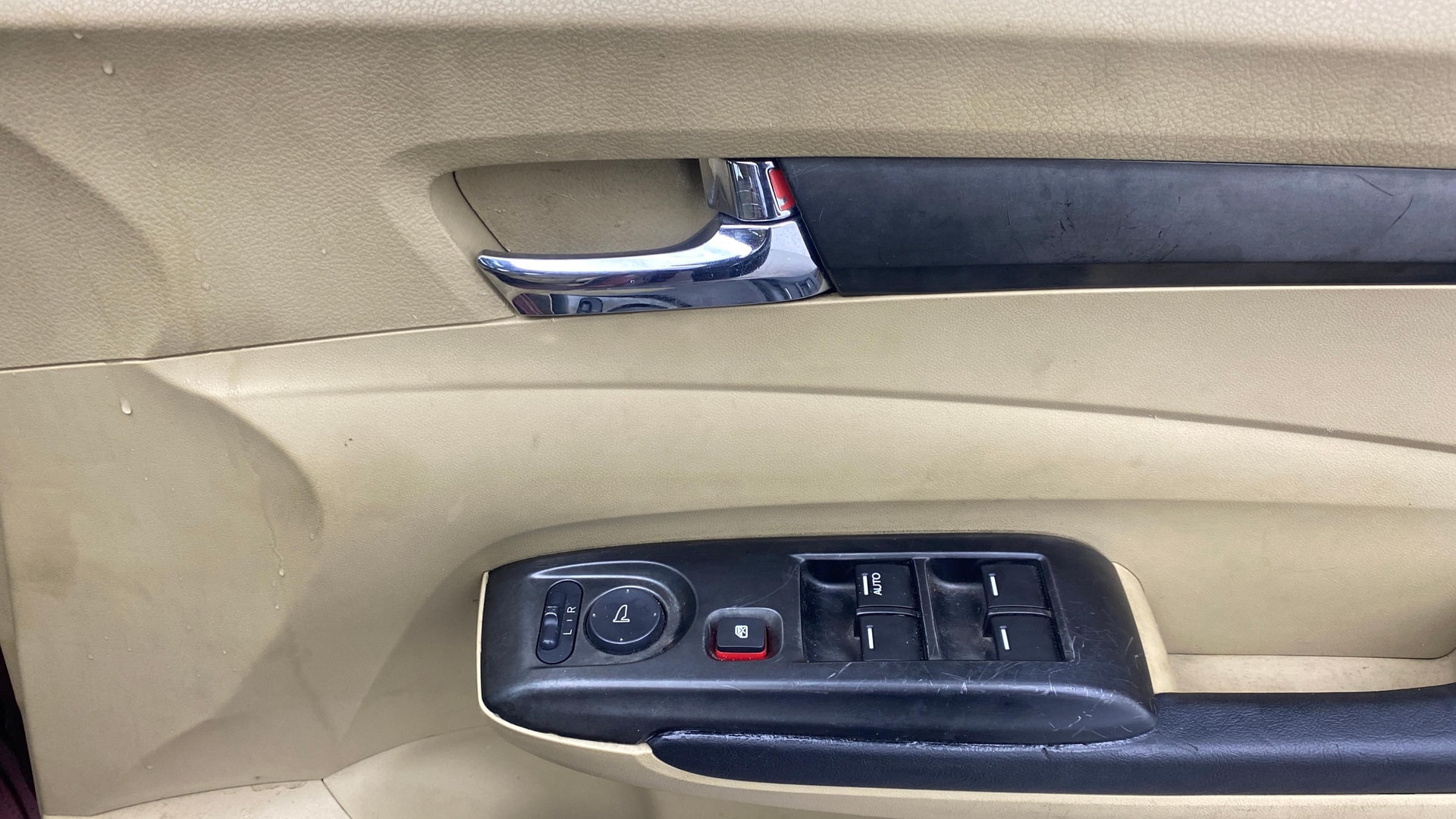 View 2013 Honda City ZX MT Diesel Anniversary Edition Image 38 Used 2013 Honda City ZX MT Diesel Anniversary Edition Image 38