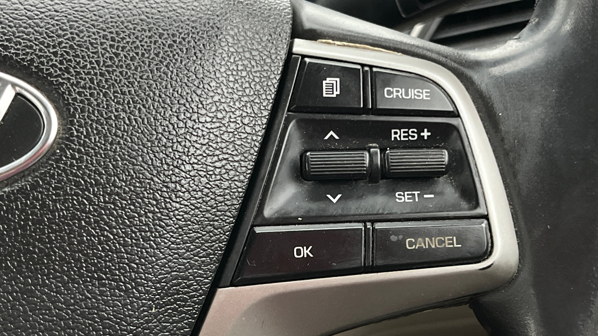 View 2019 Hyundai Verna 1.6 VTVT SX (O) Image 3 Used 2019 Hyundai Verna 1.6 VTVT SX (O) Image 3