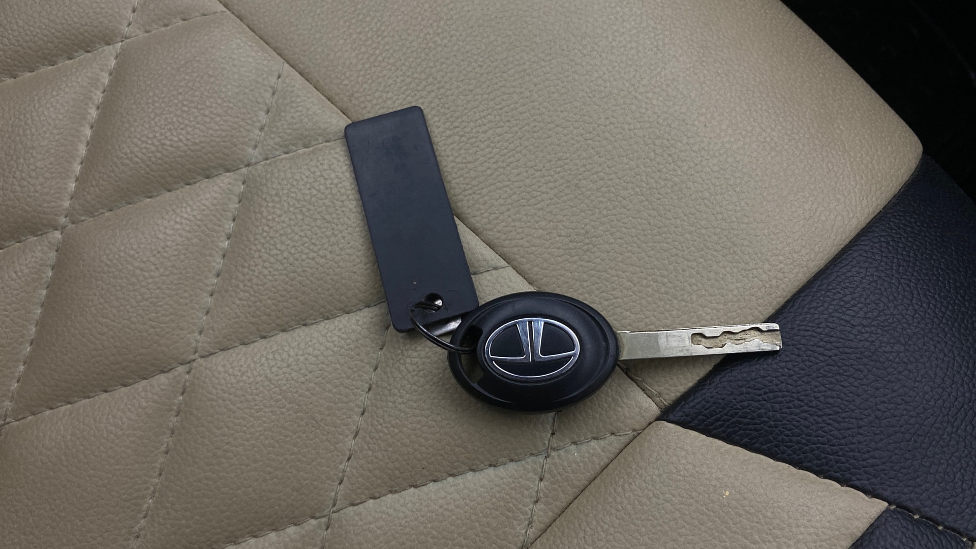 Used 2021 Tata Tiago Used 2021 Tata Tiago