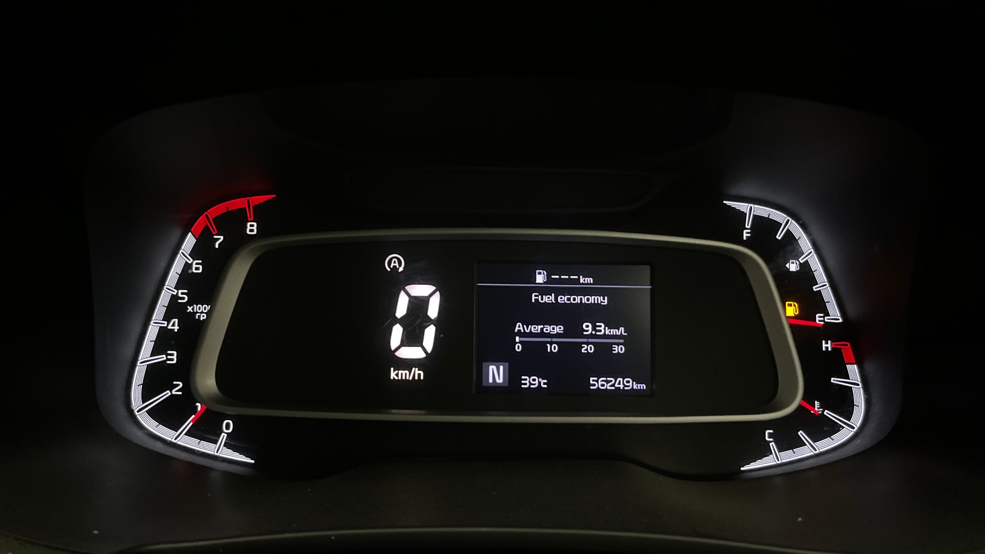 View 2023 Kia Sonet HTK Plus iMT Petrol Image 36 Used 2023 Kia Sonet HTK Plus iMT Petrol Image 36