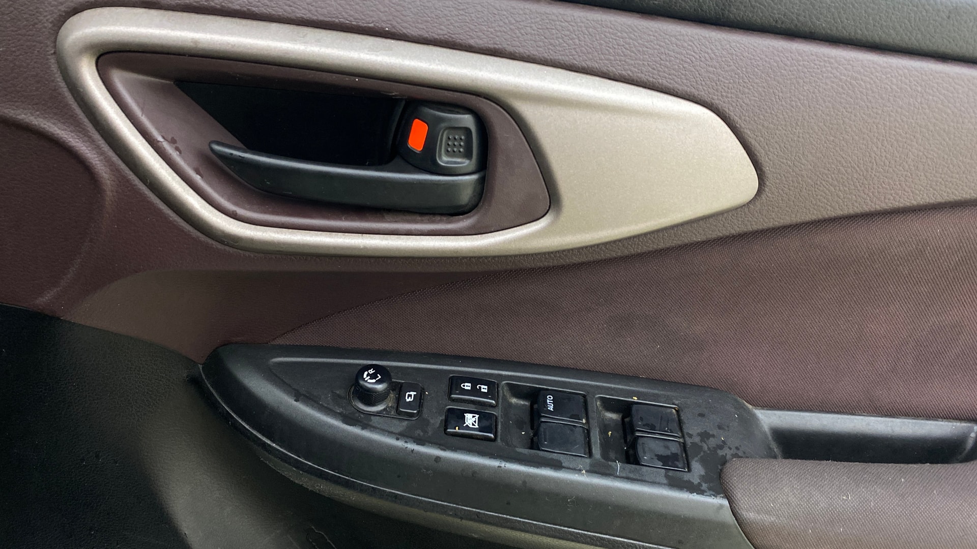 View 2024 Maruti Suzuki 1000 Base Variant Image 33 Used 2024 Maruti Suzuki 1000 Base Variant Image 33