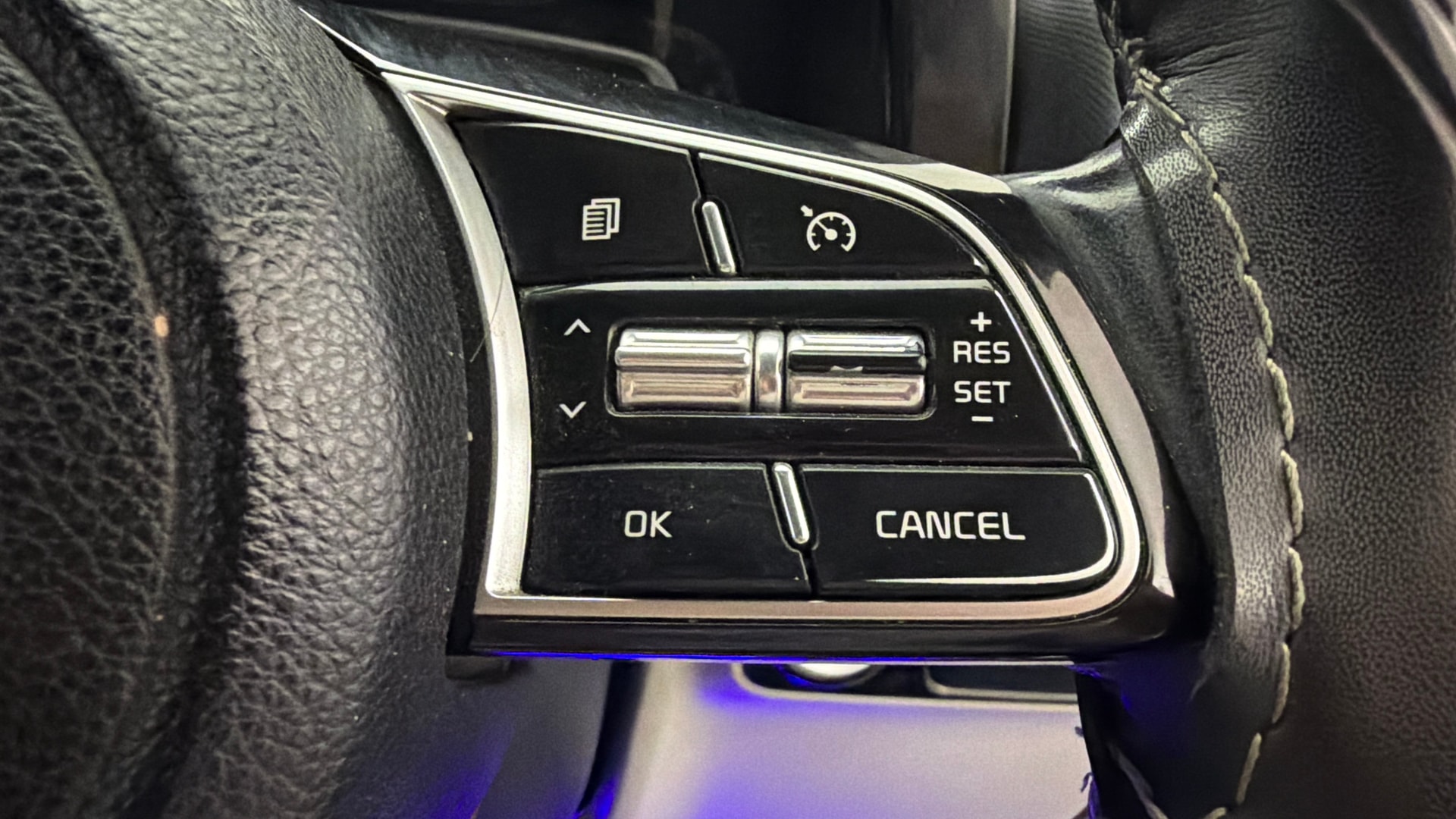 Used 2023 Kia Sonet Used 2023 Kia Sonet