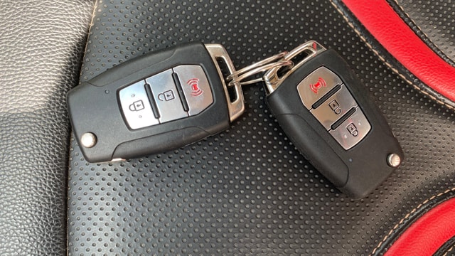 View Mahindra XUV300 Image 28 Used Mahindra XUV300 Image 28