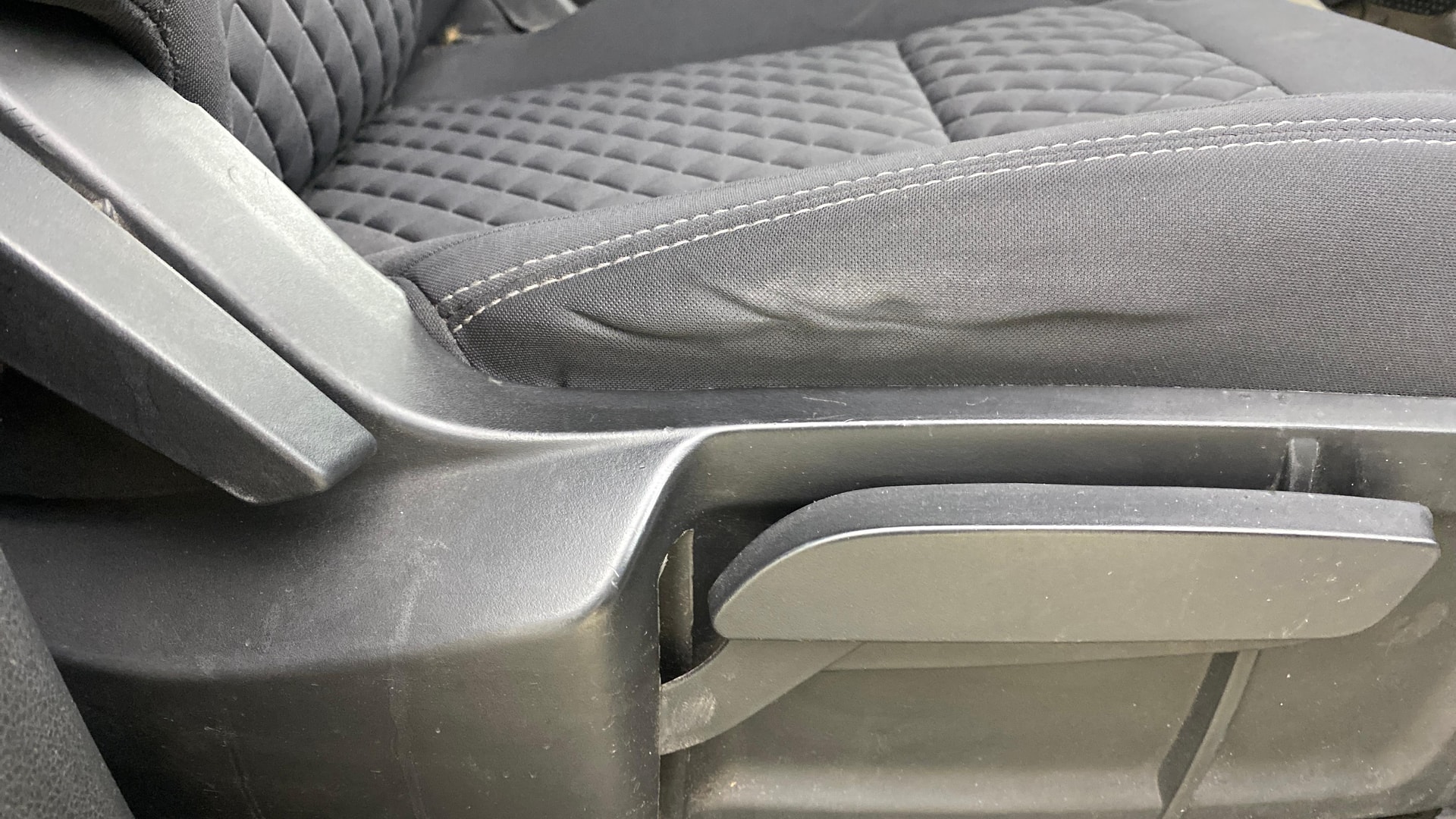 View 2022 Tata Harrier XE Image 19 Used 2022 Tata Harrier XE Image 19
