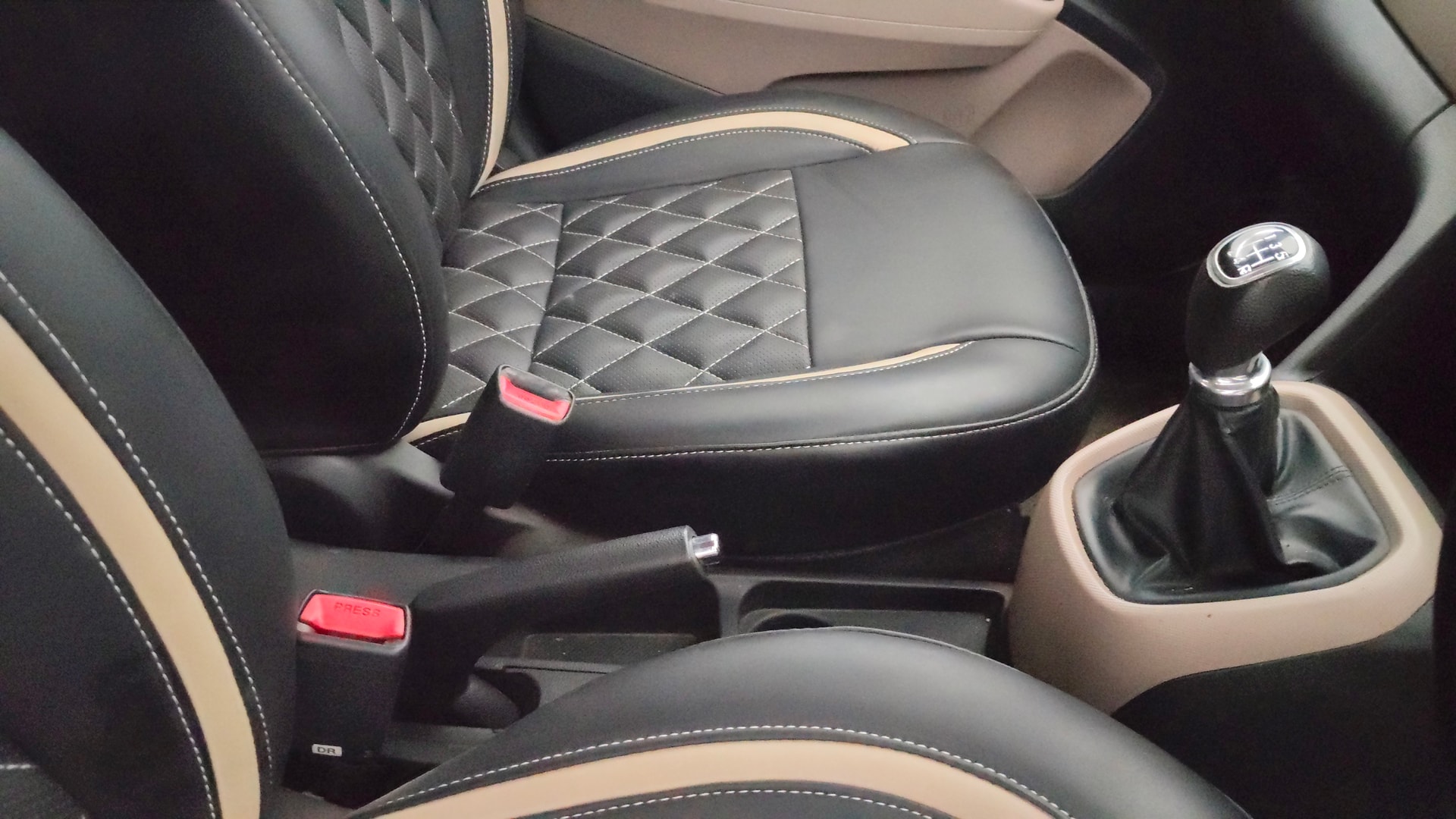 Used 2014 Hyundai Grand i10 Used 2014 Hyundai Grand i10