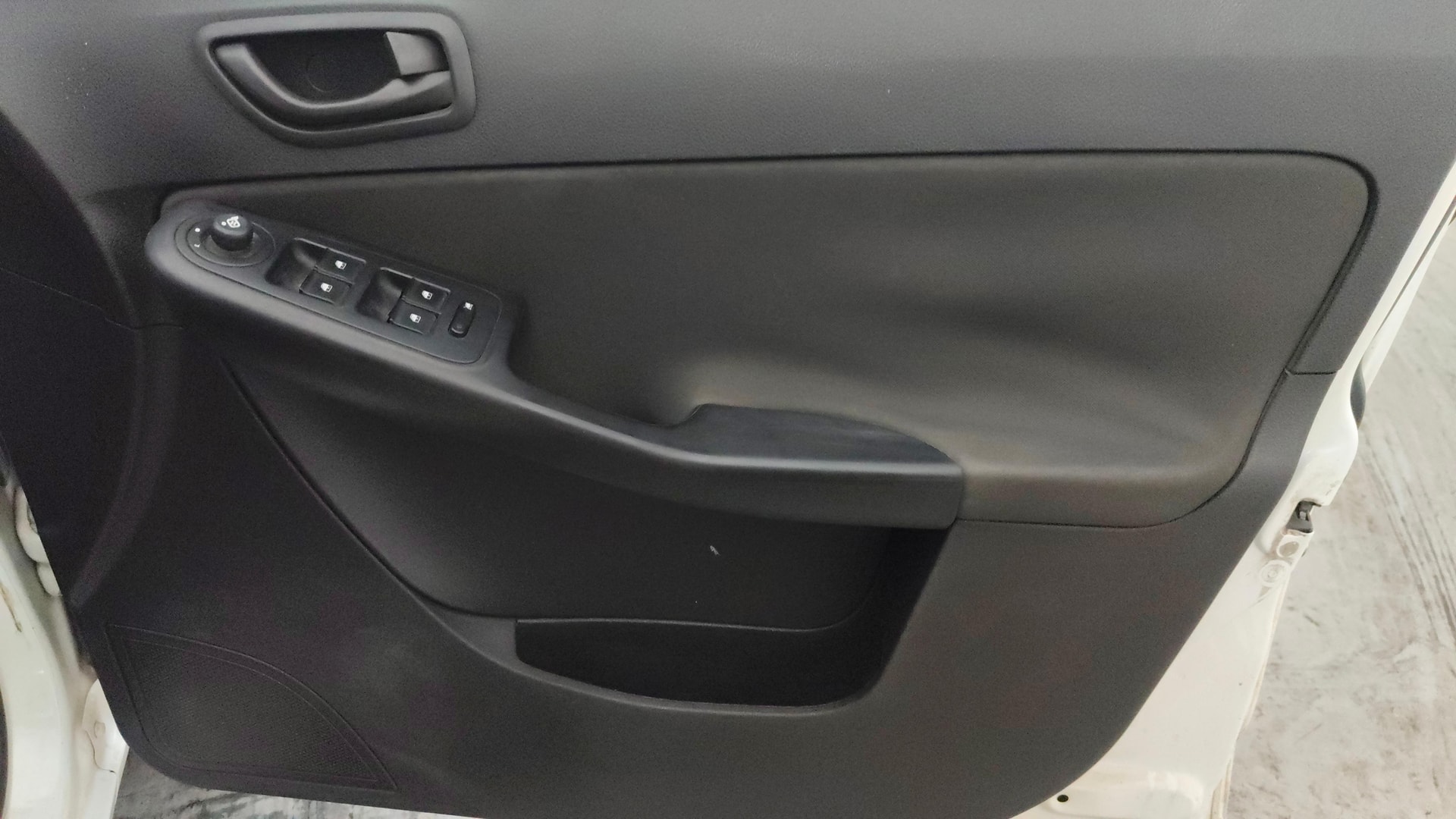 View 2017 Tata Zest XMS Petrol Image 32 Used 2017 Tata Zest XMS Petrol Image 32