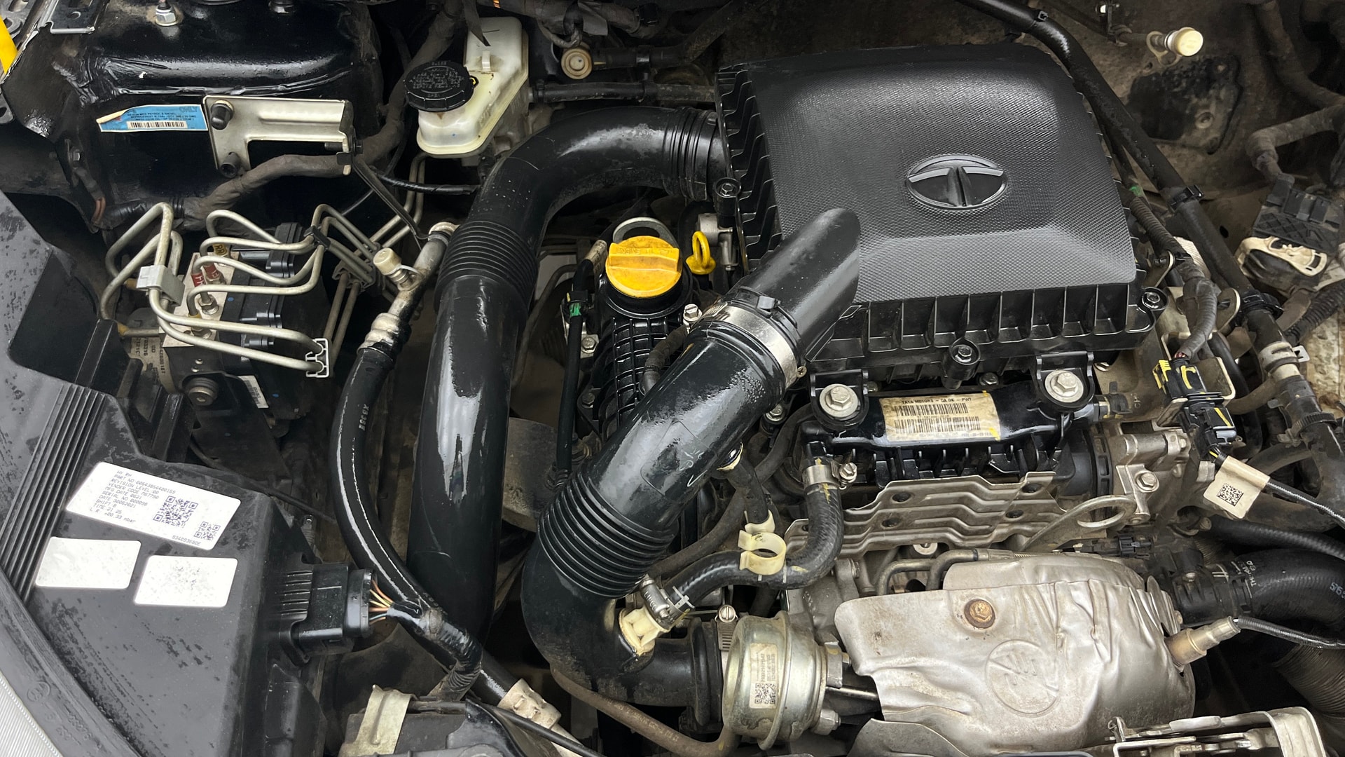 View 2021 Tata Nexon Revotron XE Image 26 Used 2021 Tata Nexon Revotron XE Image 26