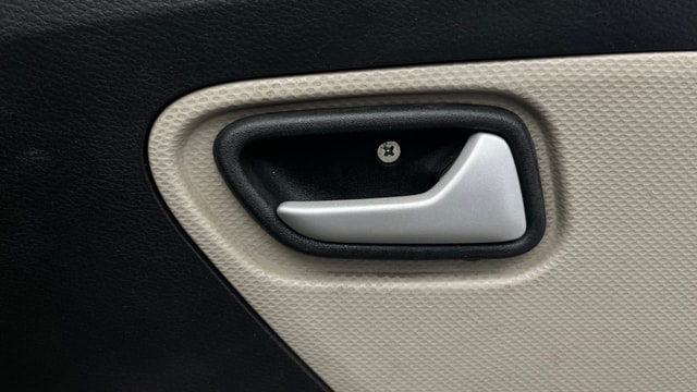 View Maruti Suzuki 1000 Image 36 Used Maruti Suzuki 1000 Image 36