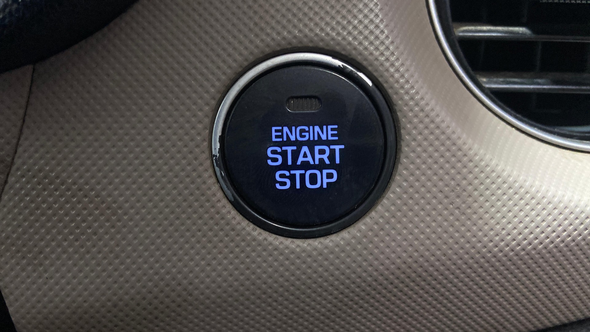 View 2014 Hyundai Xcent S AT (O) Petrol Image 34 Used 2014 Hyundai Xcent S AT (O) Petrol Image 34