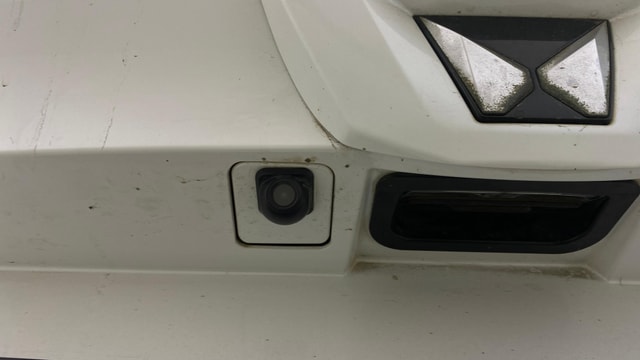 View Mahindra XUV700 Image 24 Used Mahindra XUV700 Image 24