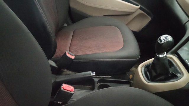 View Hyundai Xcent Image 37 Used Hyundai Xcent Image 37