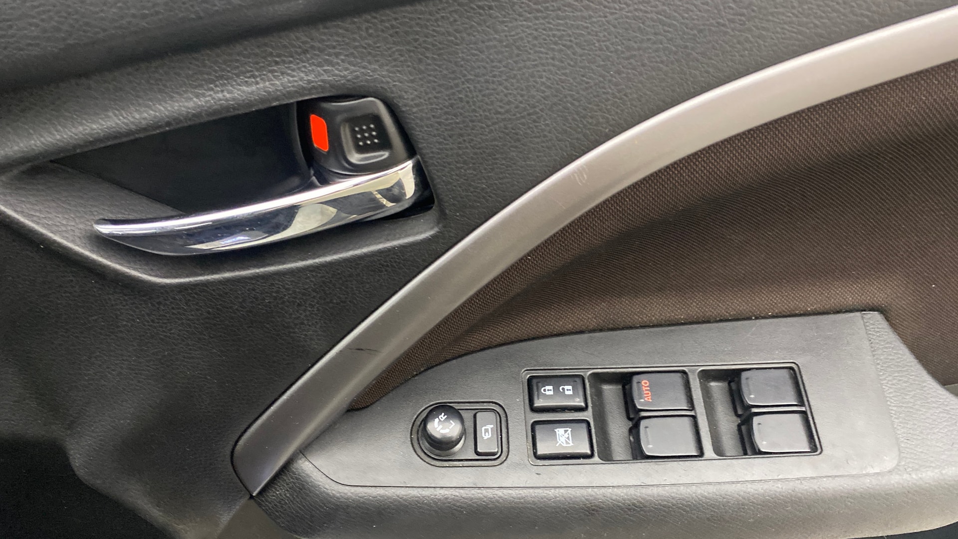 View 2024 Maruti Suzuki 1000 Base Variant Image 35 Used 2024 Maruti Suzuki 1000 Base Variant Image 35