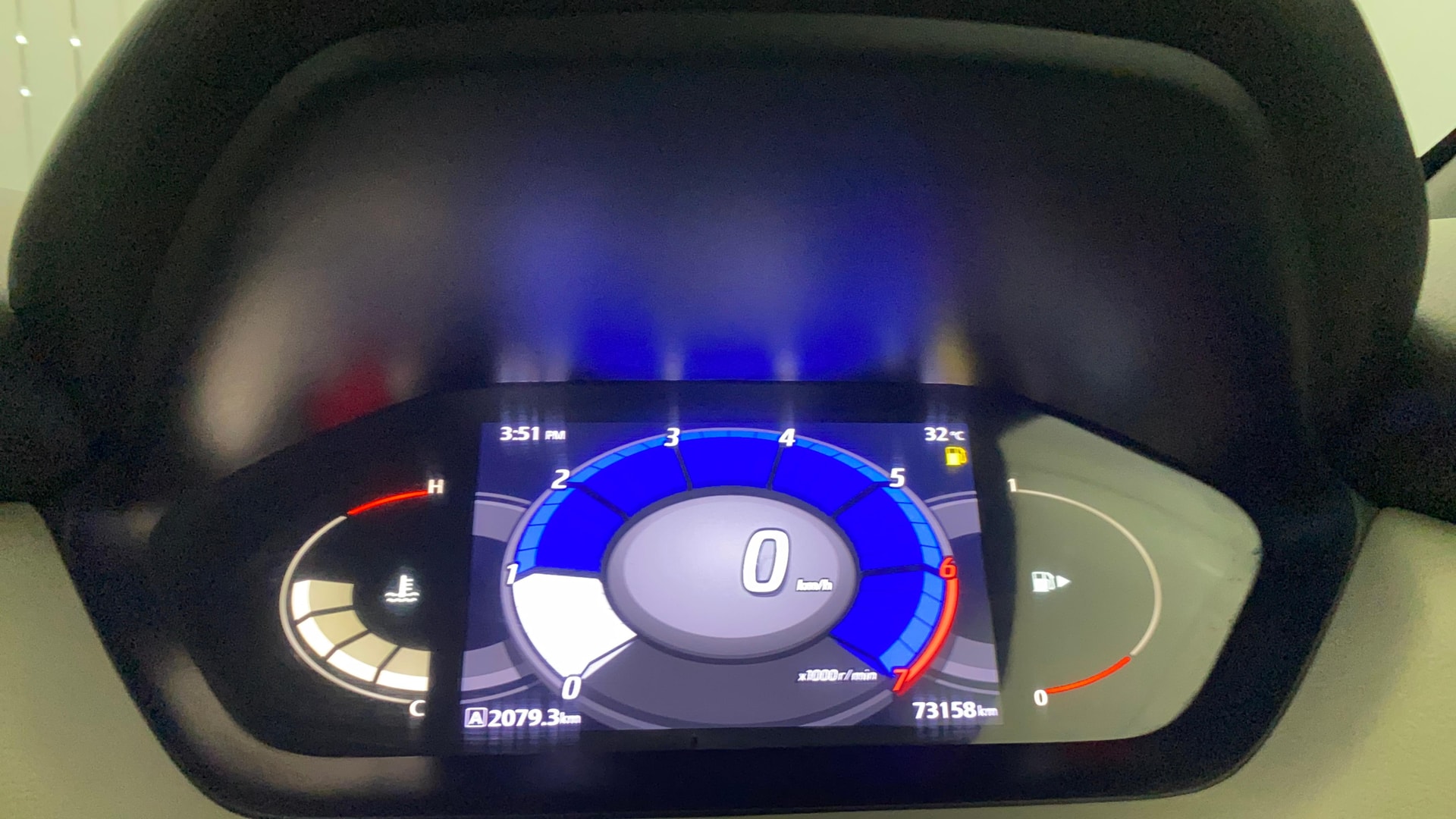 View 2022 Nissan Magnite XV Image 37 Used 2022 Nissan Magnite XV Image 37