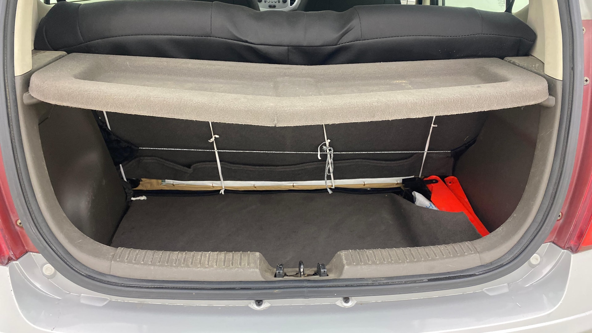 View 2014 Hyundai i10 1.2 Asta MT Image 10 Used 2014 Hyundai i10 1.2 Asta MT Image 10