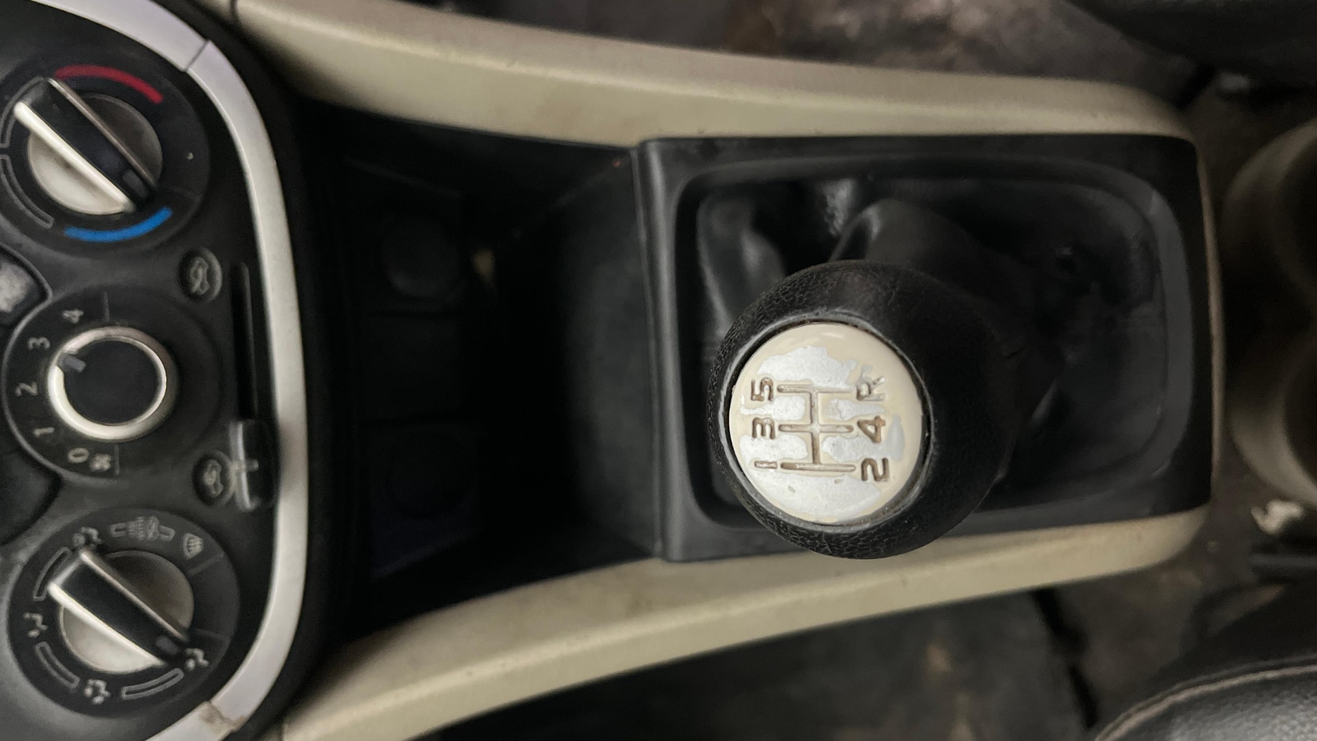 Used 2016 Maruti Suzuki 1000 Used 2016 Maruti Suzuki 1000