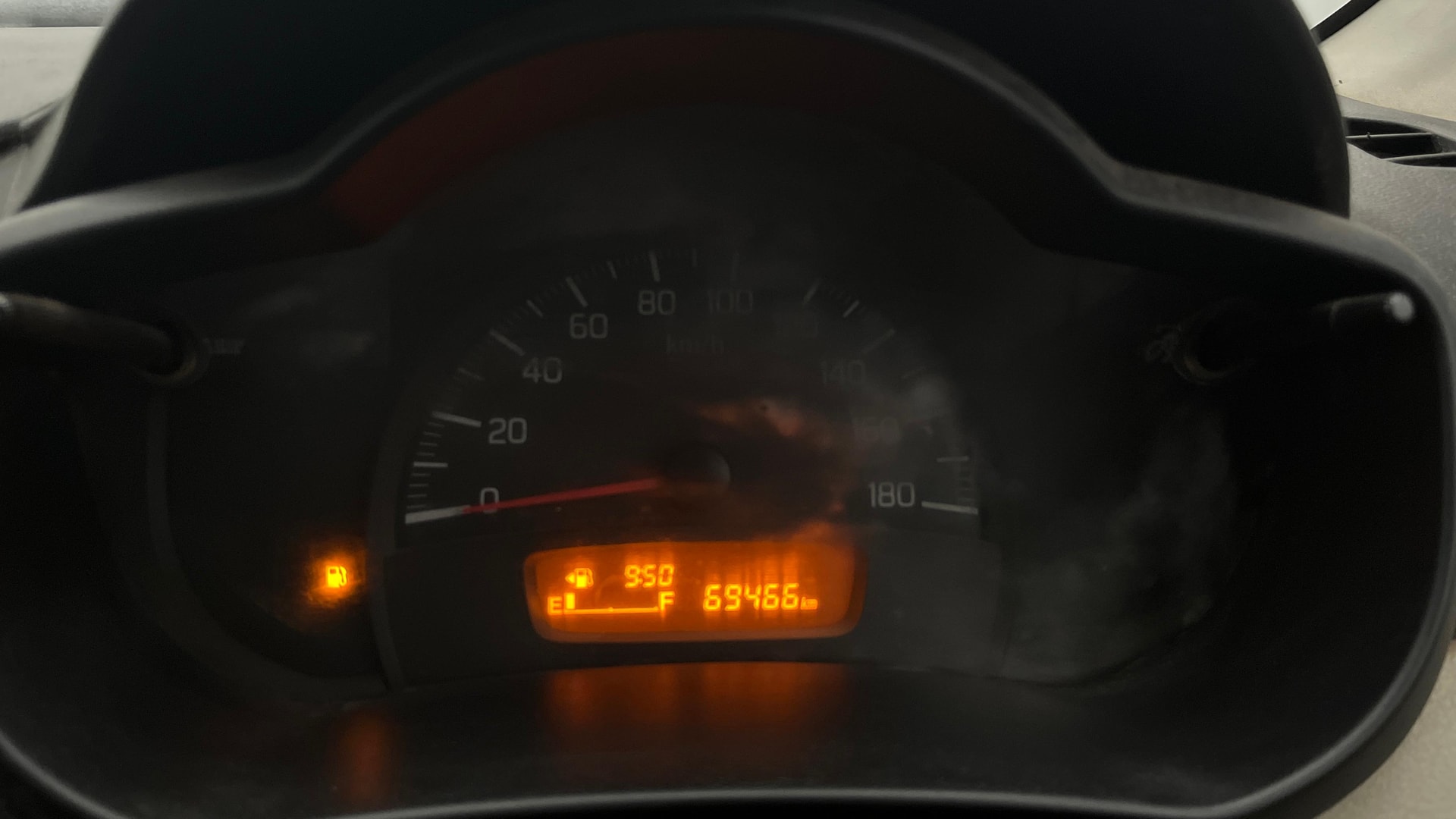 Used 2016 Maruti Suzuki 1000 Used 2016 Maruti Suzuki 1000