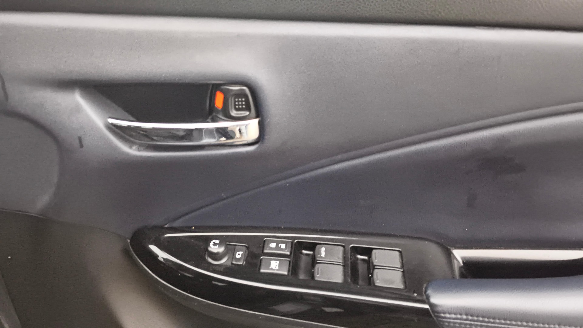 View 2022 Maruti Suzuki 1000 Base Variant Image 39 Used 2022 Maruti Suzuki 1000 Base Variant Image 39