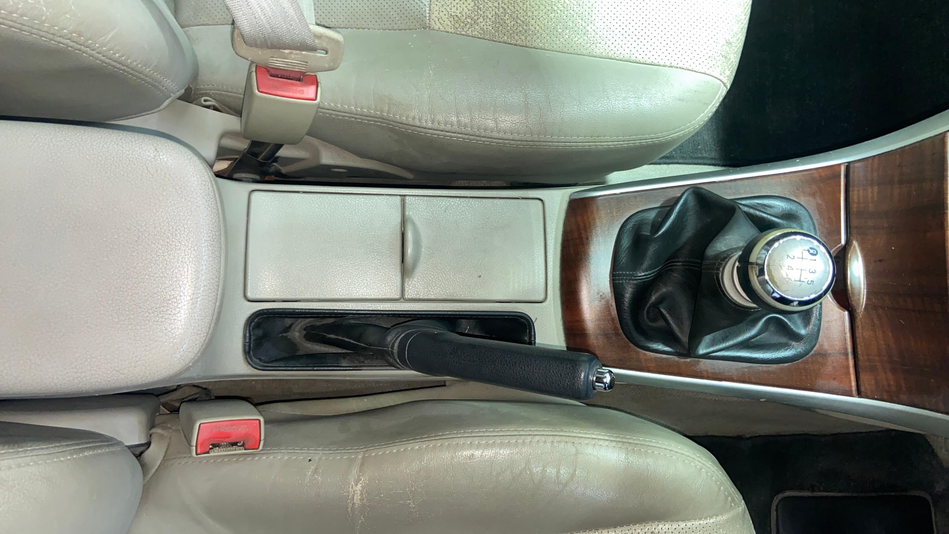 View 2013 Toyota Corolla Altis 1.8 GL Image 38 Used 2013 Toyota Corolla Altis 1.8 GL Image 38