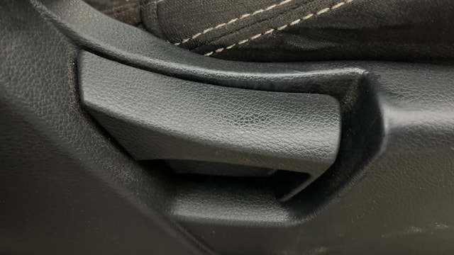 View Mahindra XUV300 Image 10 Used Mahindra XUV300 Image 10