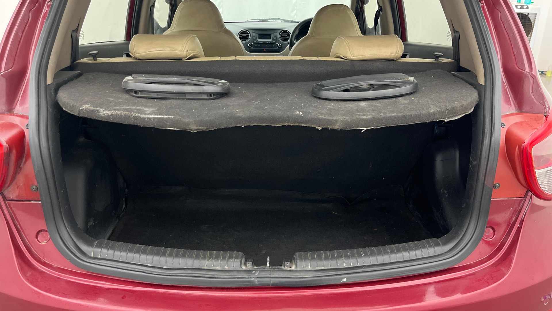 View 2016 Hyundai Grand i10 Asta AT 1.2 Kappa VTVT Image 10 Used 2016 Hyundai Grand i10 Asta AT 1.2 Kappa VTVT Image 10
