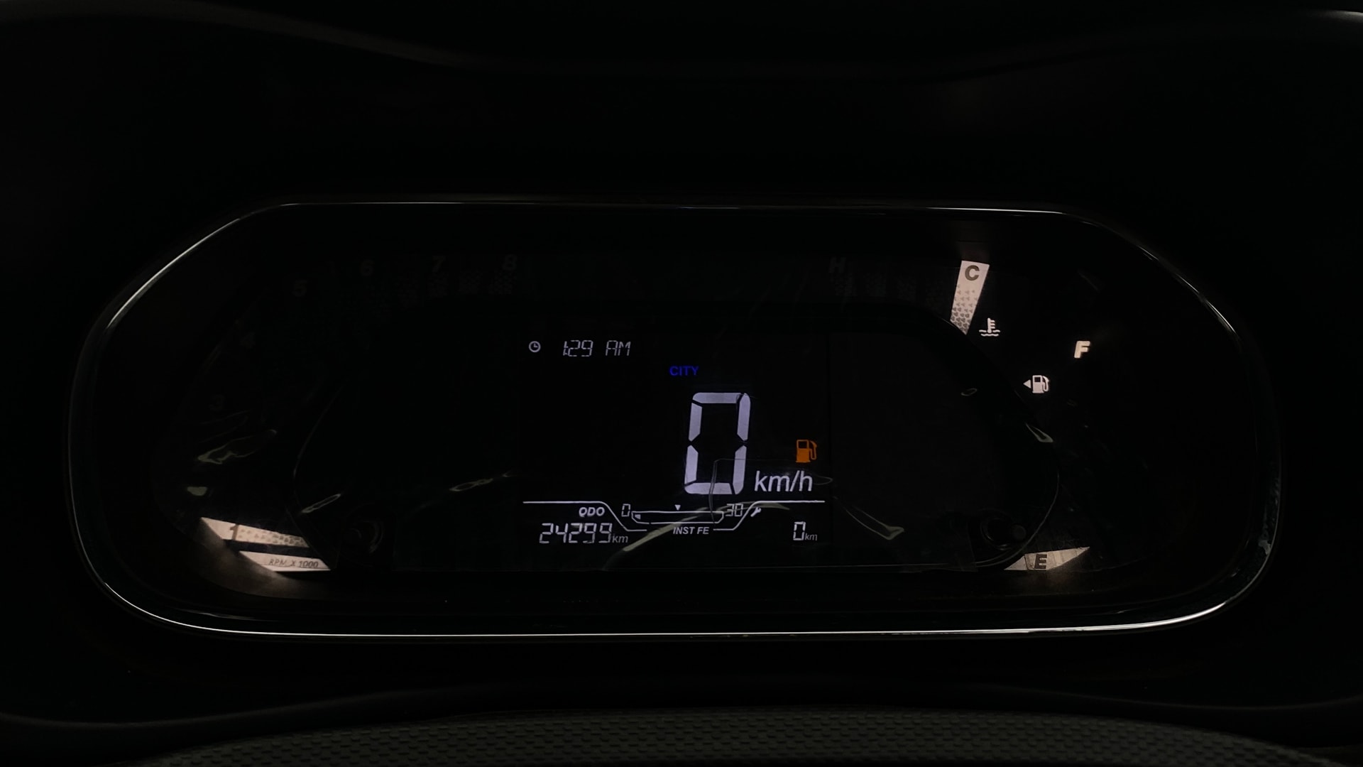 View 2021 Tata Nexon Revotron XE Image 34 Used 2021 Tata Nexon Revotron XE Image 34