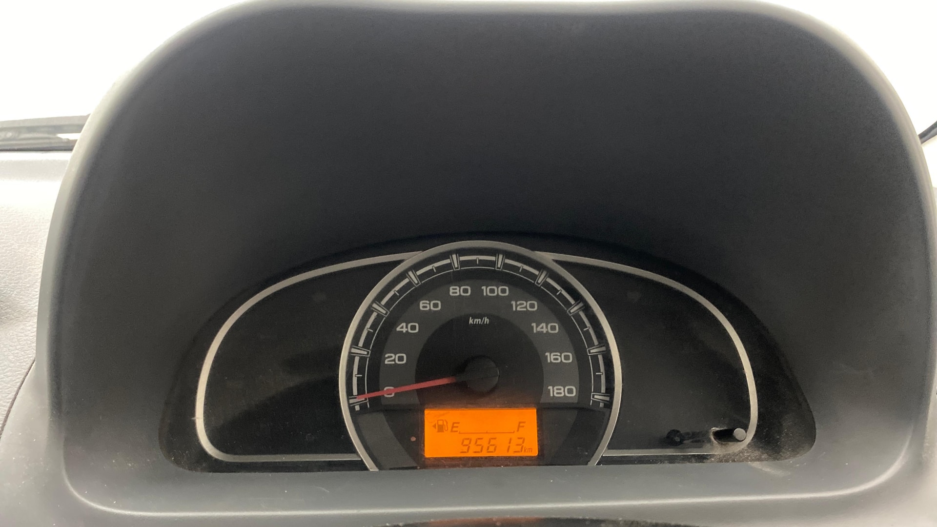 View 2014 Maruti Suzuki Alto 800 LX Image 33 Used 2014 Maruti Suzuki Alto 800 LX Image 33