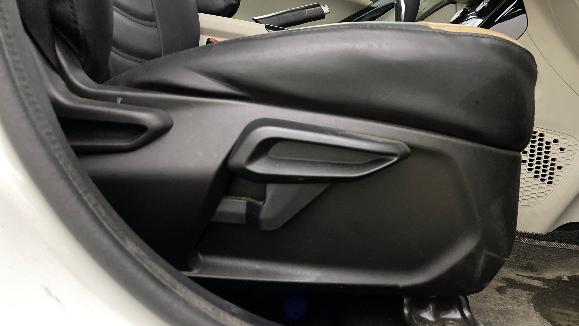 View 2021 Tata Nexon Revotron XE Image 18 Used 2021 Tata Nexon Revotron XE Image 18