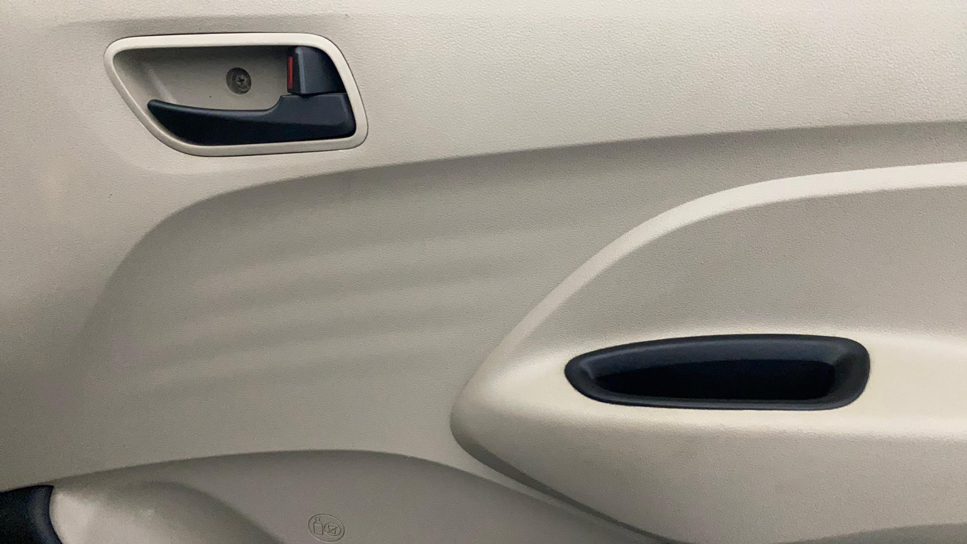 View 2019 Hyundai New Santro D-Lite Petrol Image 33 Used 2019 Hyundai New Santro D-Lite Petrol Image 33