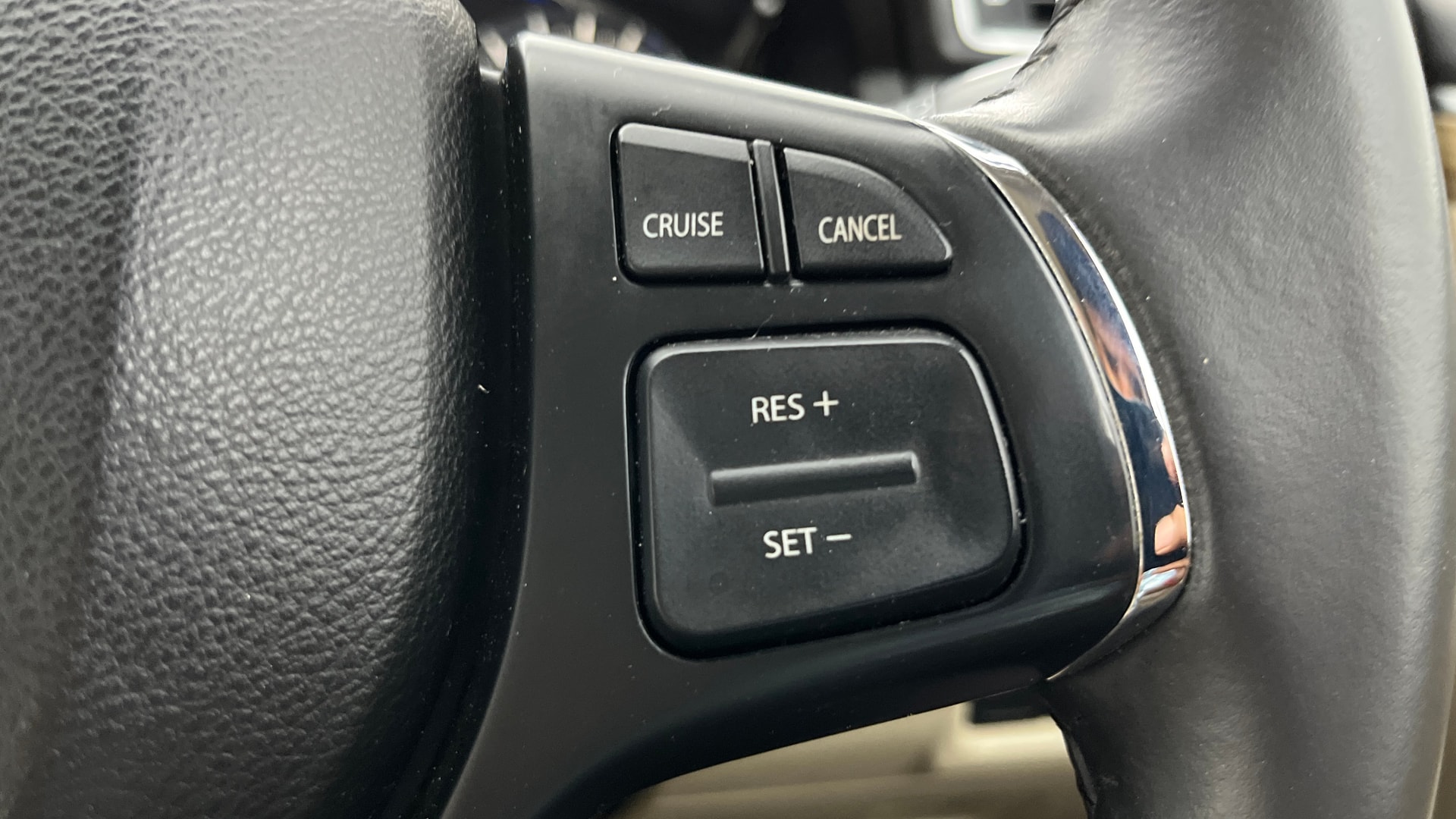 View 2020 Maruti Suzuki 1000 Base Variant Image 3 Used 2020 Maruti Suzuki 1000 Base Variant Image 3