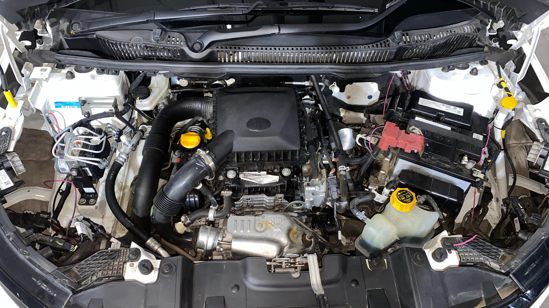 View 2025 Tata Nexon Revotron XE Image 44 Used 2025 Tata Nexon Revotron XE Image 44