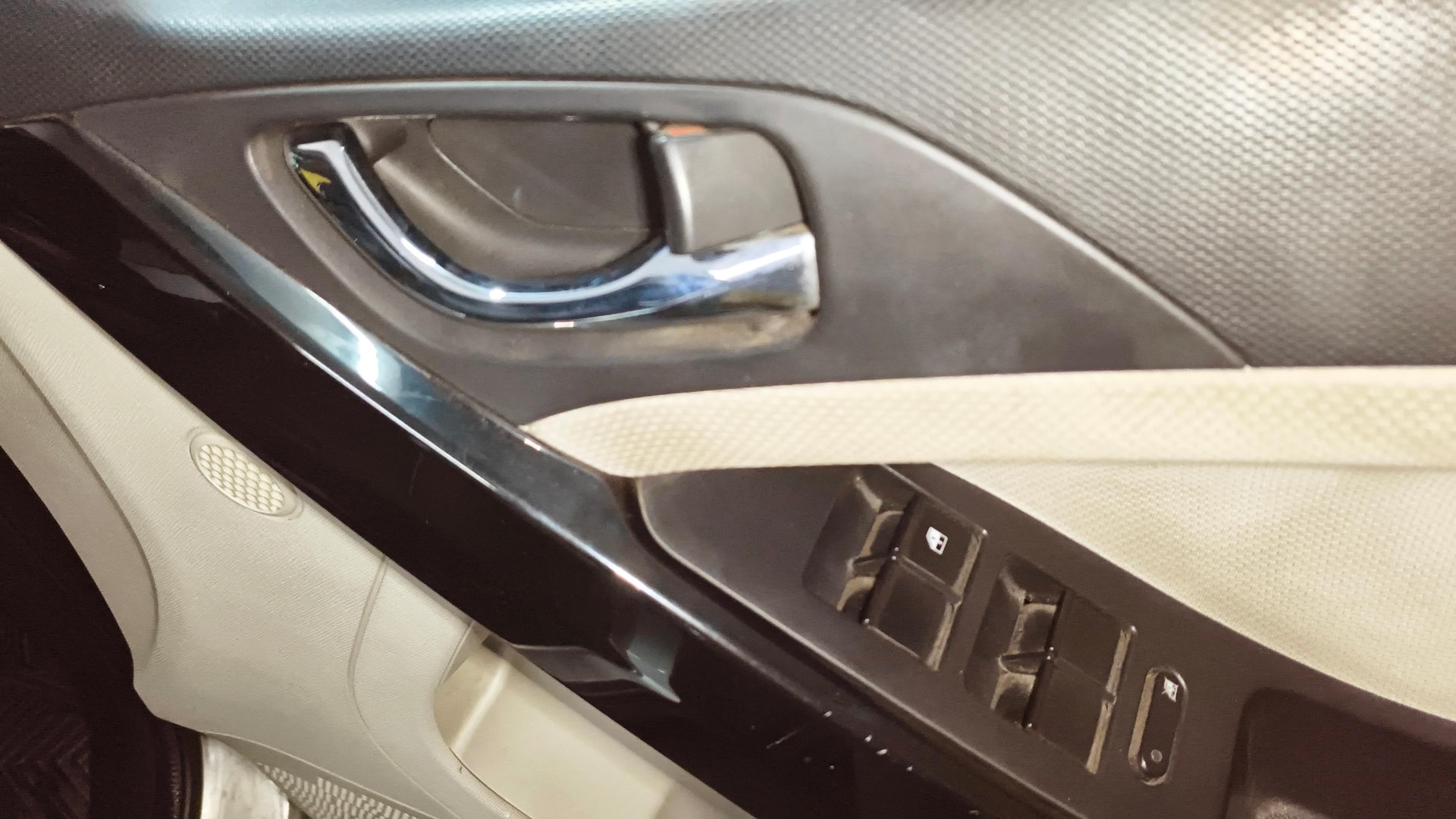 View 2020 Tata Nexon Revotron XE Image 33 Used 2020 Tata Nexon Revotron XE Image 33